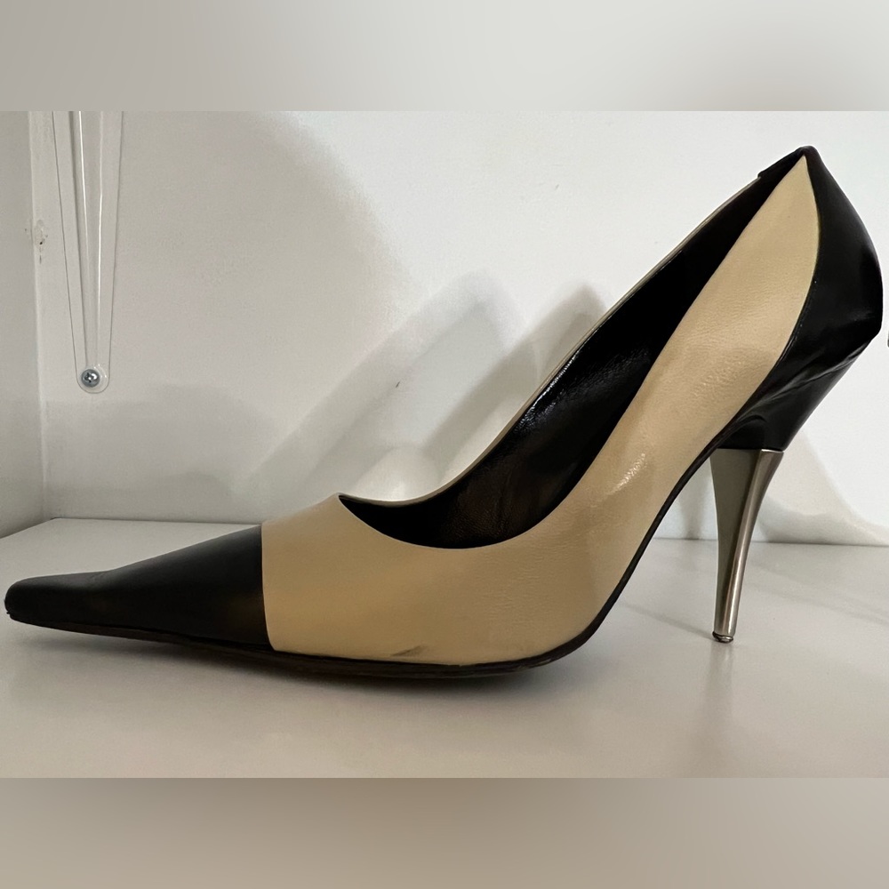 Authentic Classic CC Pumps - Picture 7 of 14